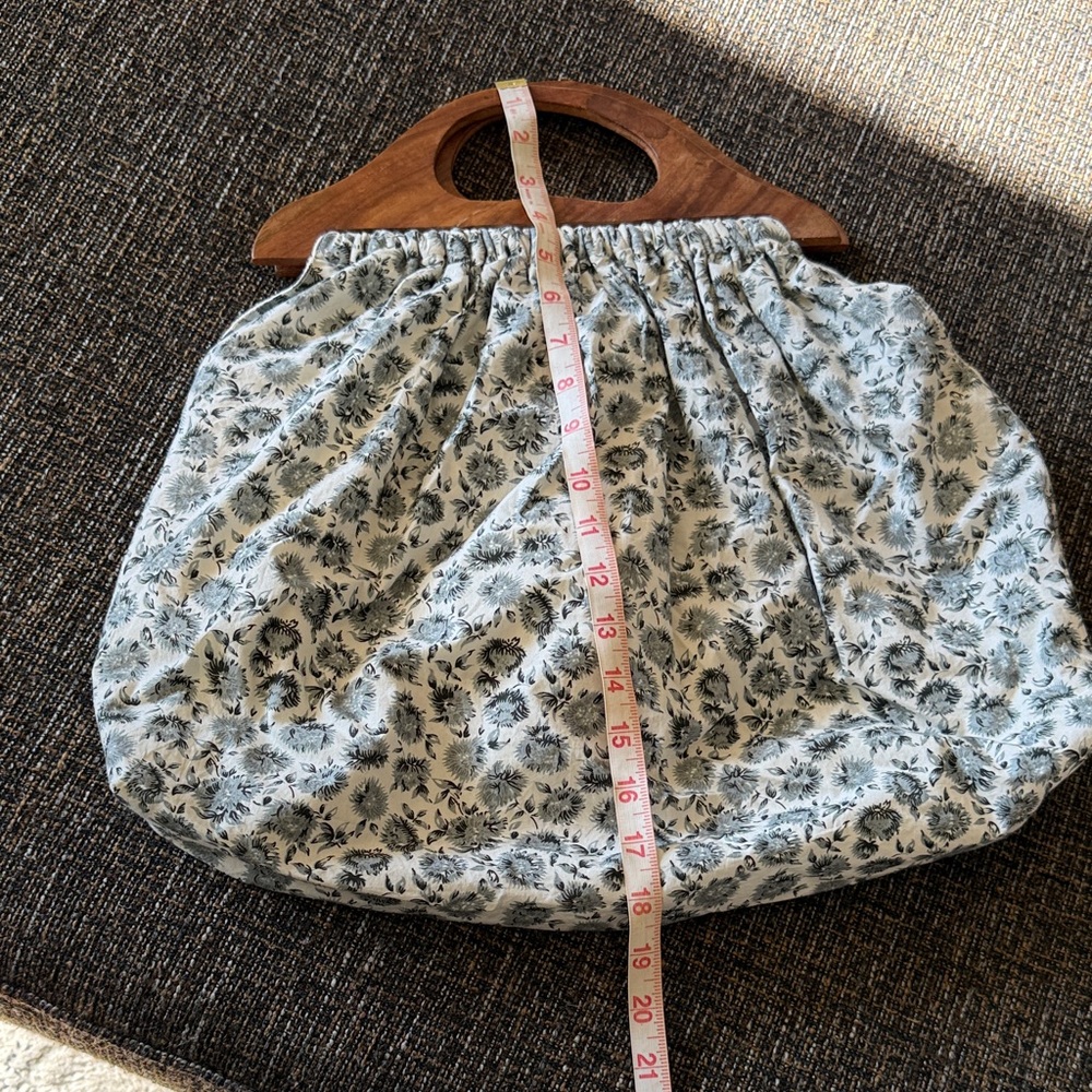 LoveShackFancy Black and White Floral Tote with Wooden Handle - Picture 9 of 9